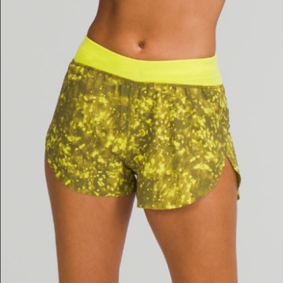 NWT Seawheeze Lululemon Find Your Pace Shorts RARE LIMITED EDITION Size 6 Sz 6 - Picture 2 of 5